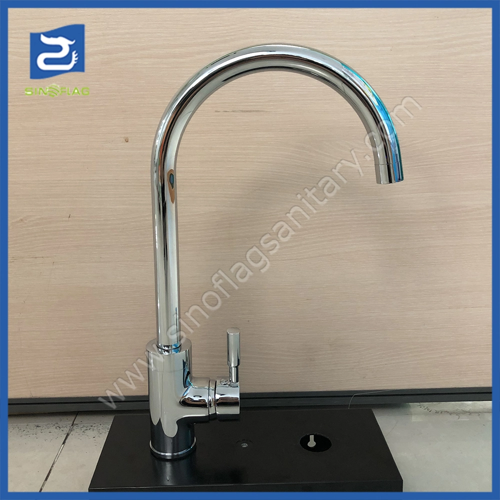 CE Wholesale High Quality Brass Tap Sanitary Mixer Water Kitchen Faucet